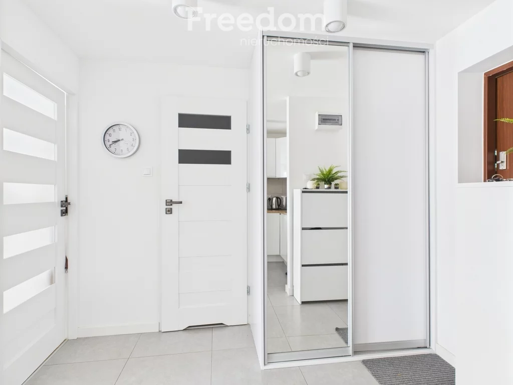 2 pokoje, mieszkanie 40,00 m², piętro 8, oferta nr , 39657/3685/OMS, Łęczna