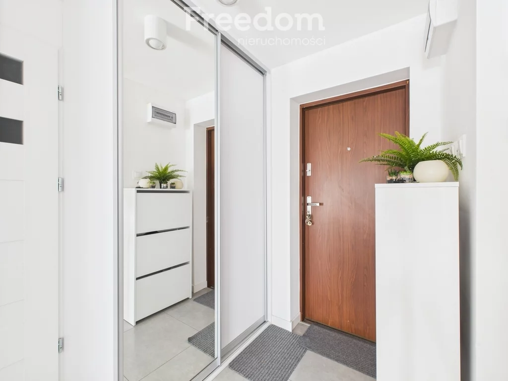 2 pokoje, mieszkanie 40,00 m², piętro 8, oferta nr , 39657/3685/OMS, Łęczna