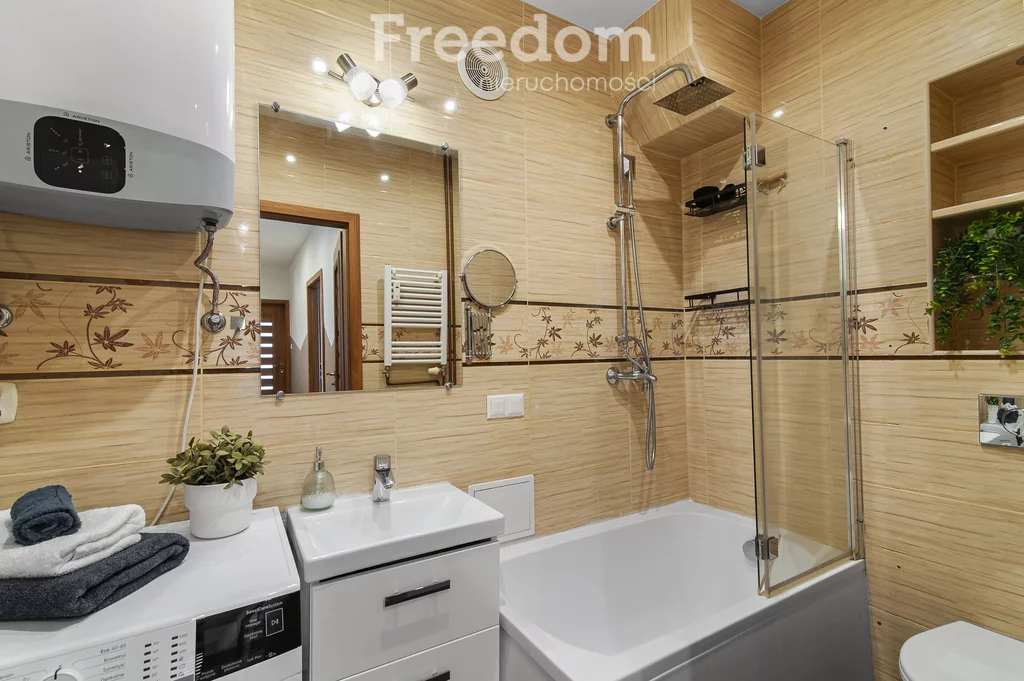 2 pokoje, mieszkanie 51,05 m², piętro 1, oferta nr , 39589/3685/OMS, Łęczyca, Ozorkowskie Przedmieście