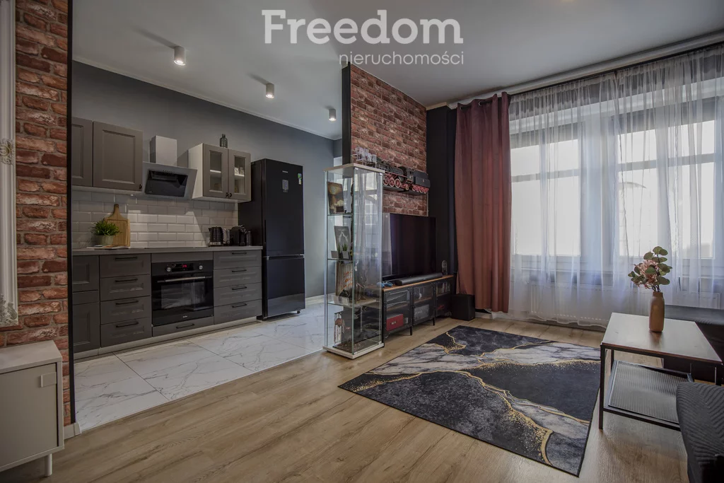 2 pokoje, mieszkanie 45,40 m², piętro 2, oferta nr , 40681/3685/OMS, Brzeg, Plac Zamkowy