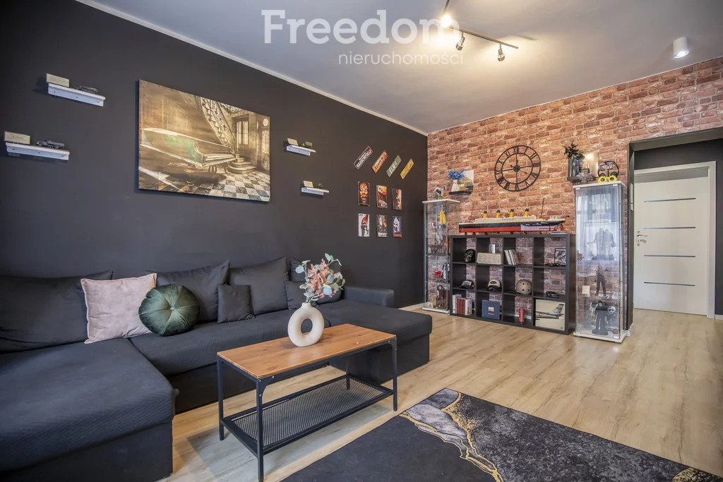2 pokoje, mieszkanie 45,40 m², piętro 2, oferta nr , 40681/3685/OMS, Brzeg, Plac Zamkowy