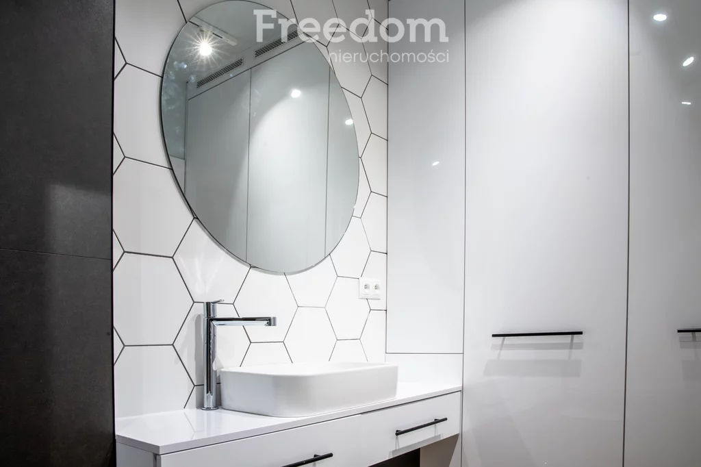 2 pokoje, mieszkanie 44,00 m², piętro 3, oferta nr , 40193/3685/OMS, Radom, Śródmieście