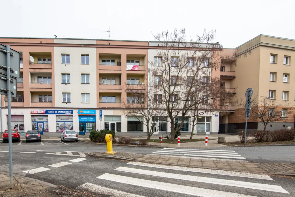 2 pokoje, mieszkanie 47,46 m², piętro 3, oferta nr , 37250/3685/OMS, Radom, Śródmieście, Romualda Traugutta
