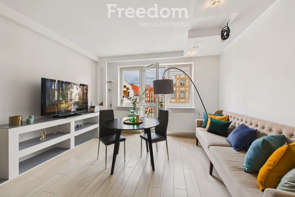 2 pokoje, mieszkanie 63,00 m², piętro 3, oferta nr , 40612/3685/OMS, Elbląg, Stary Rynek