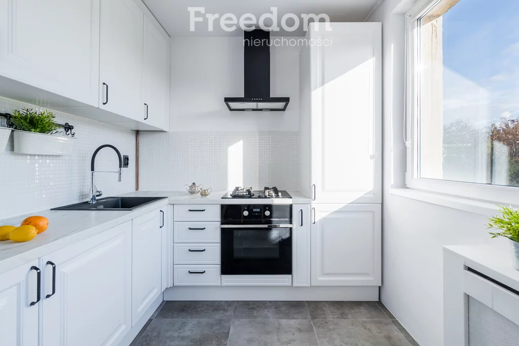 2 pokoje, mieszkanie 40,50 m², piętro 3, oferta nr , 40600/3685/OMS, Warszawa, Wola, Wola, Szarych Szeregów