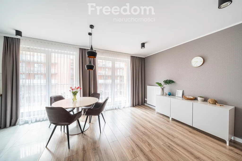 2 pokoje, mieszkanie 50,82 m², piętro 3, oferta nr , 40120/3685/OMS, Kołobrzeg, Szpitalna