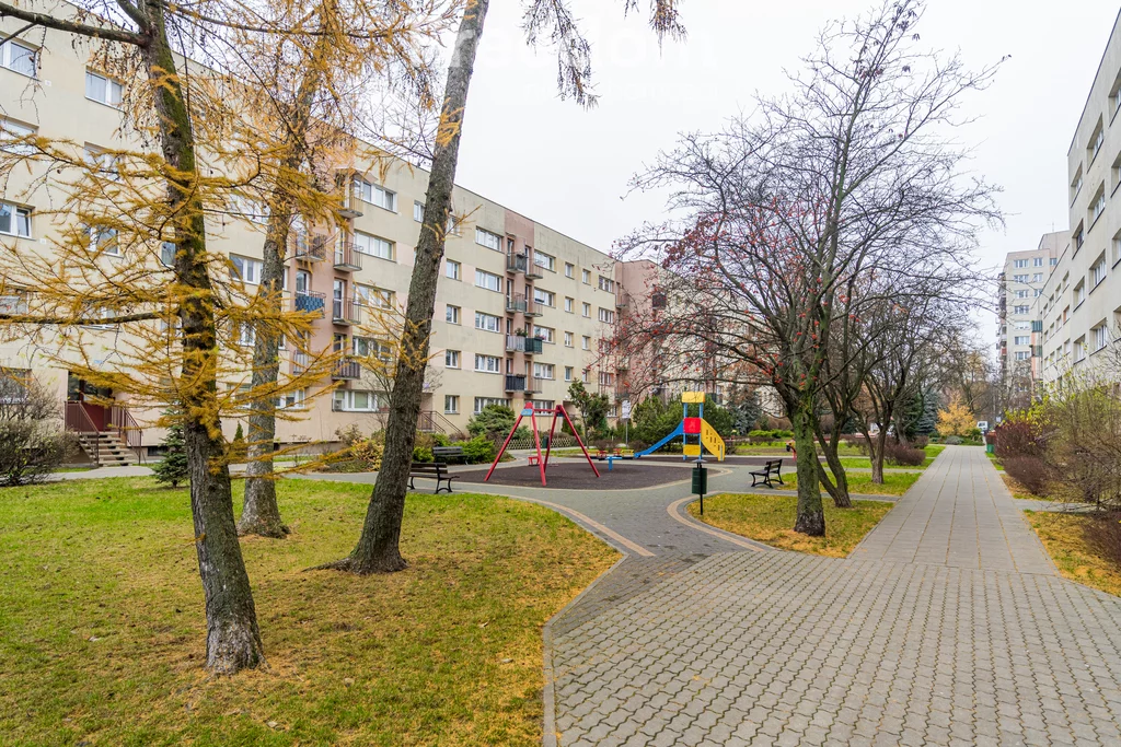 Apartamenty 7132/3685/OMW Warszawa al. Dwudziestolatków