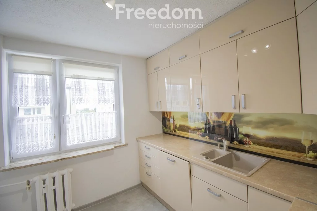 3 pokoje, mieszkanie 67,40 m², piętro 3, oferta nr , 40200/3685/OMS, Słupsk, Batalionów Chłopskich