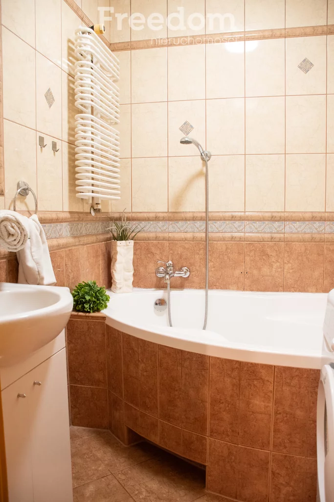 3 pokoje, mieszkanie 61,80 m², piętro 1, oferta nr , 40345/3685/OMS, Bolesławiec
