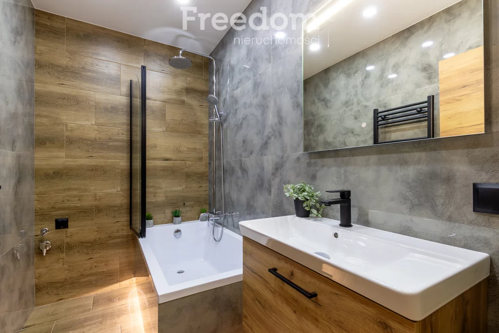3 pokoje, mieszkanie 65,72 m², piętro 7, oferta nr , 39825/3685/OMS, Stalowa Wola, Generała Leopolda Okulickiego