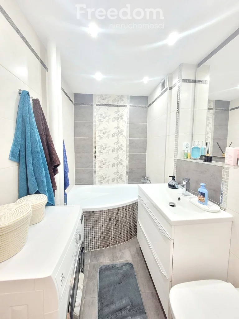 3 pokoje, mieszkanie 47,50 m², piętro 3, oferta nr , 40250/3685/OMS, Świnoujście, Grunwaldzka