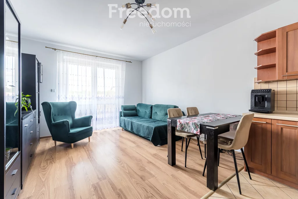Mieszkanie trzypokojowe 52,49 m², Ząbki, Krucza, Sprzedaż