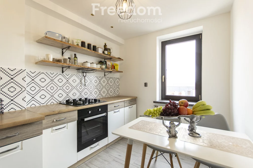 3 pokoje, mieszkanie 64,90 m², piętro 4, oferta nr , 37402/3685/OMS, Nysa, Kupiecka