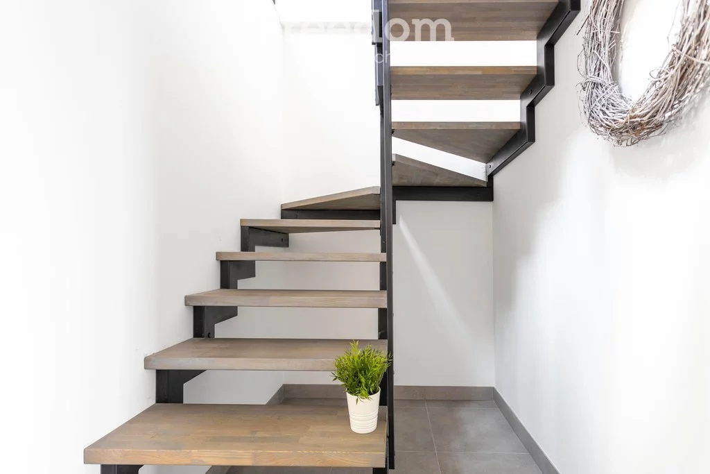 3 pokoje, mieszkanie 105,00 m², piętro 2, oferta nr , 39630/3685/OMS, Nowa Wola