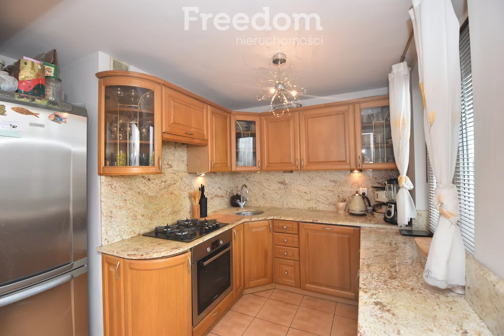 3 pokoje, mieszkanie 64,60 m², piętro 3, oferta nr , 36913/3685/OMS, Ożarów