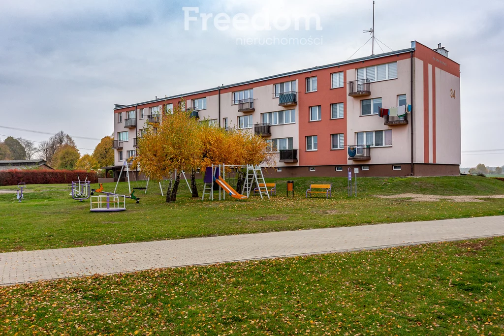 Mieszkanie trzypokojowe 60,45 m², Pisanica, Sprzedaż