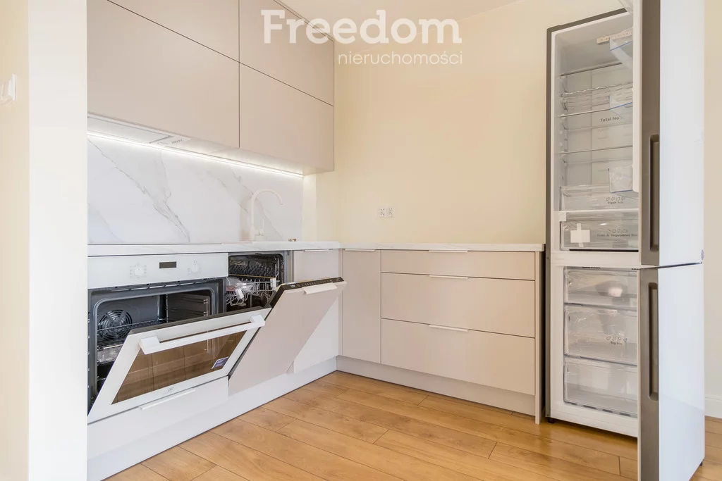 3 pokoje, mieszkanie 55,45 m², piętro 1, oferta nr , 28500/3685/OMS, Wałcz, Południowa