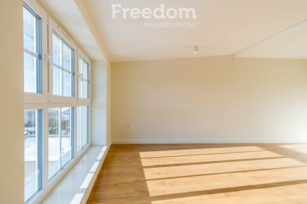 3 pokoje, mieszkanie 54,35 m², piętro 2, oferta nr , 28501/3685/OMS, Wałcz, Południowa