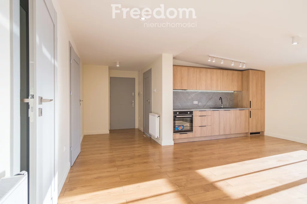3 pokoje, mieszkanie 54,35 m², piętro 2, oferta nr , 28501/3685/OMS, Wałcz, Południowa