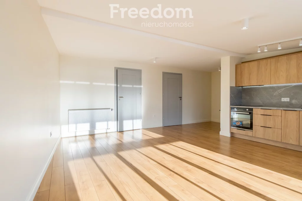 3 pokoje, mieszkanie 54,35 m², piętro 2, oferta nr , 28501/3685/OMS, Wałcz, Południowa