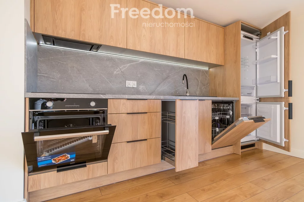 3 pokoje, mieszkanie 54,35 m², piętro 2, oferta nr , 28501/3685/OMS, Wałcz, Południowa