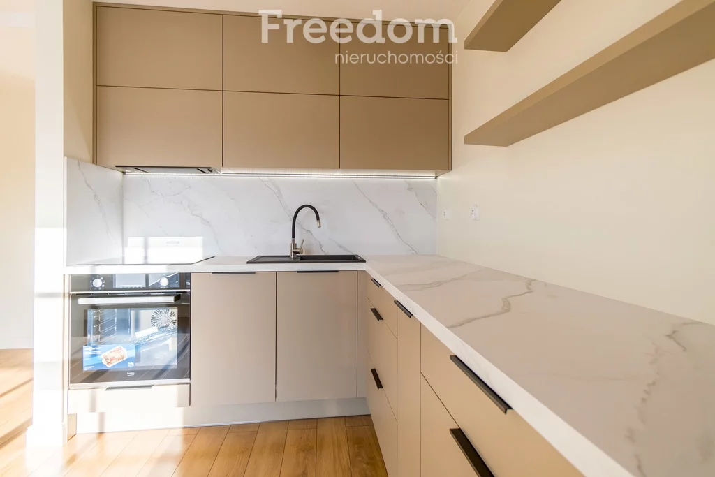 3 pokoje, mieszkanie 51,77 m², piętro 2, oferta nr , 28502/3685/OMS, Wałcz, Południowa