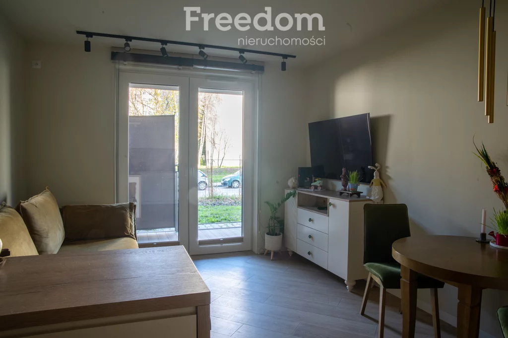 3 pokoje, mieszkanie 58,57 m², parter, oferta nr , 38055/3685/OMS, Radom, Południe, Posłów Greckich