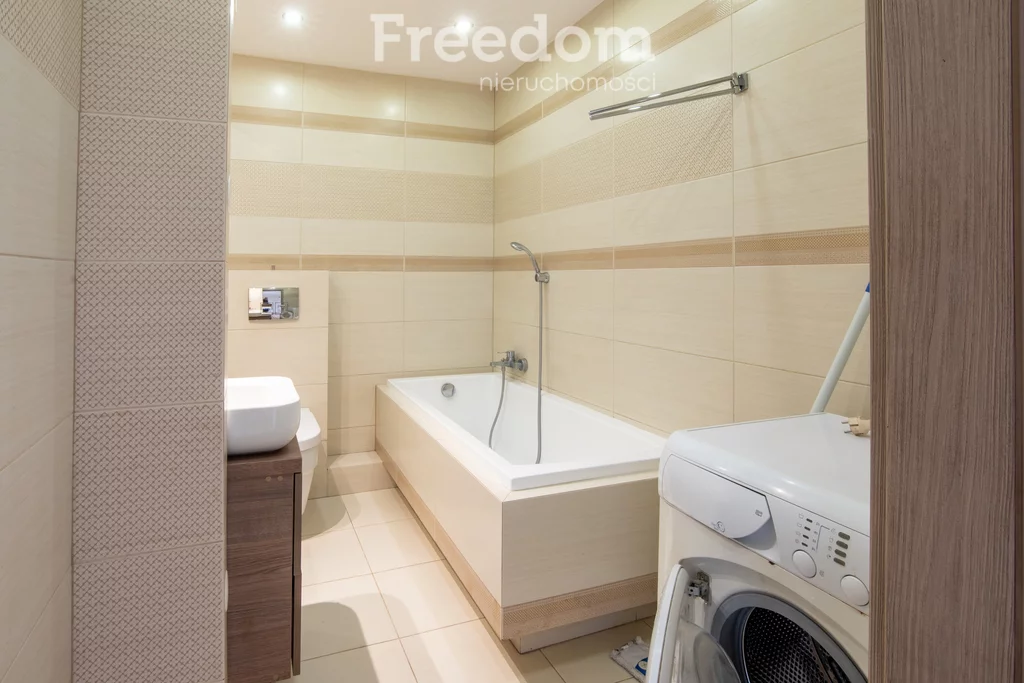 3 pokoje, mieszkanie 62,50 m², piętro 3, oferta nr , 38568/3685/OMS, Radom, Południe, Posłów Greckich