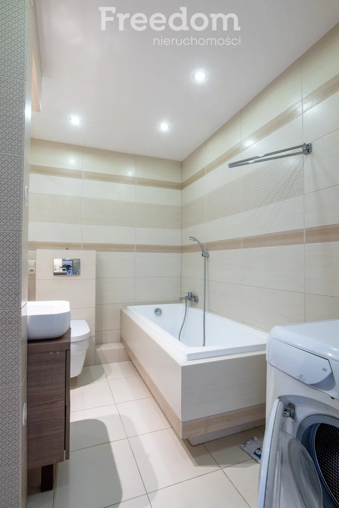 3 pokoje, mieszkanie 62,50 m², piętro 3, oferta nr , 38568/3685/OMS, Radom, Południe, Posłów Greckich
