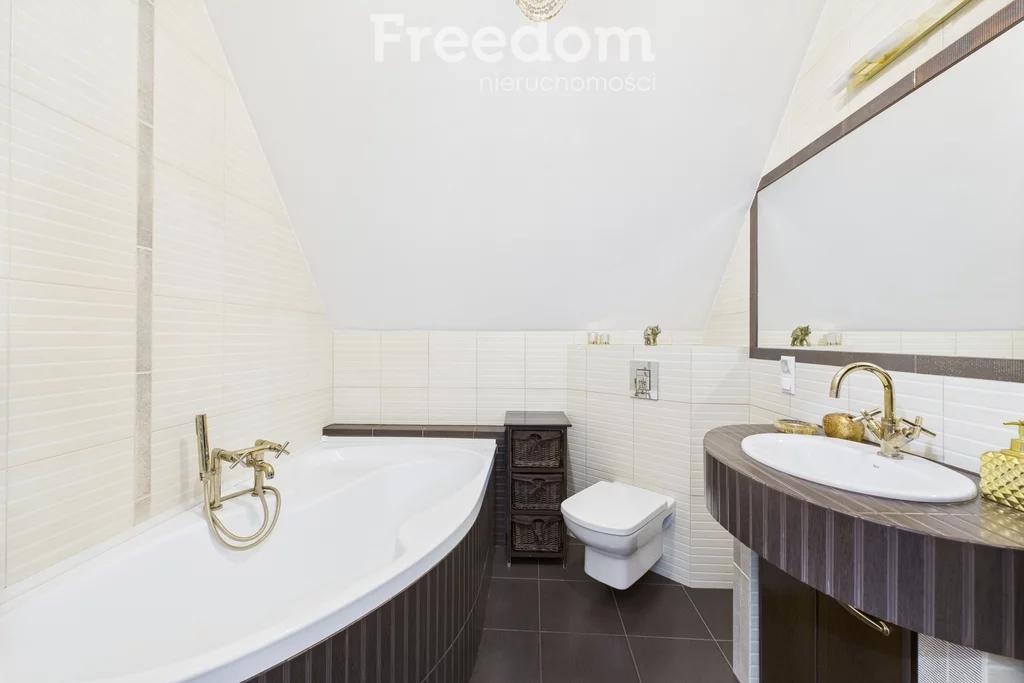 3 pokoje, mieszkanie 82,96 m², piętro 3, oferta nr , 39770/3685/OMS, Elbląg, Rzeźnicka