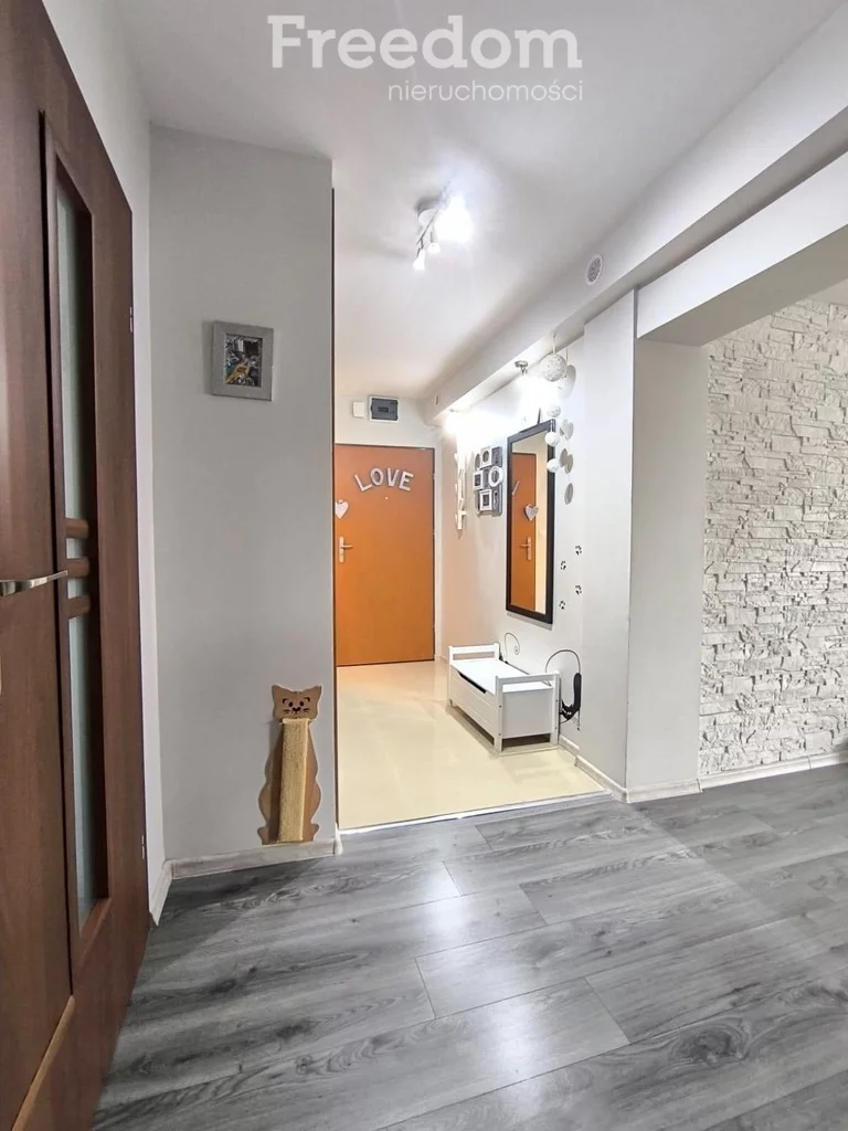3 pokoje, mieszkanie 70,00 m², piętro 1, oferta nr , 38149/3685/OMS, Bobolice, Spółdzielcza
