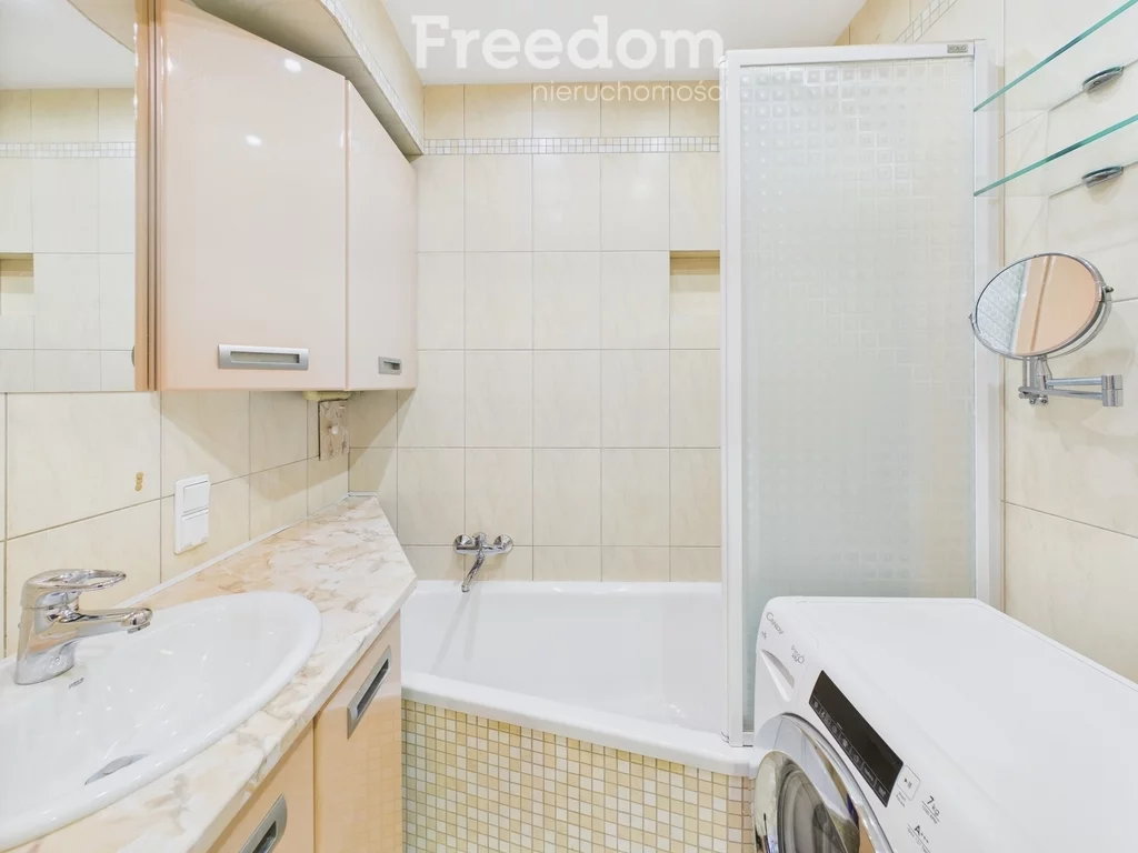 3 pokoje, mieszkanie 64,78 m², piętro 4, oferta nr , 39232/3685/OMS, Świętochłowice