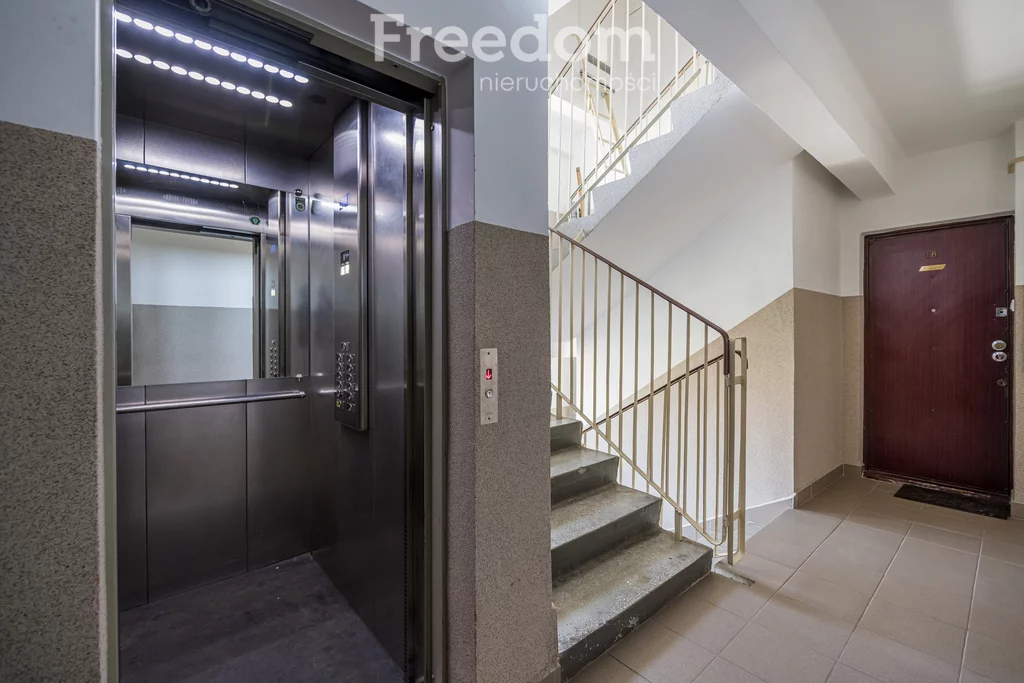 3 pokoje, mieszkanie 56,81 m², piętro 10, oferta nr , 40231/3685/OMS, Piaseczno, Szkolna