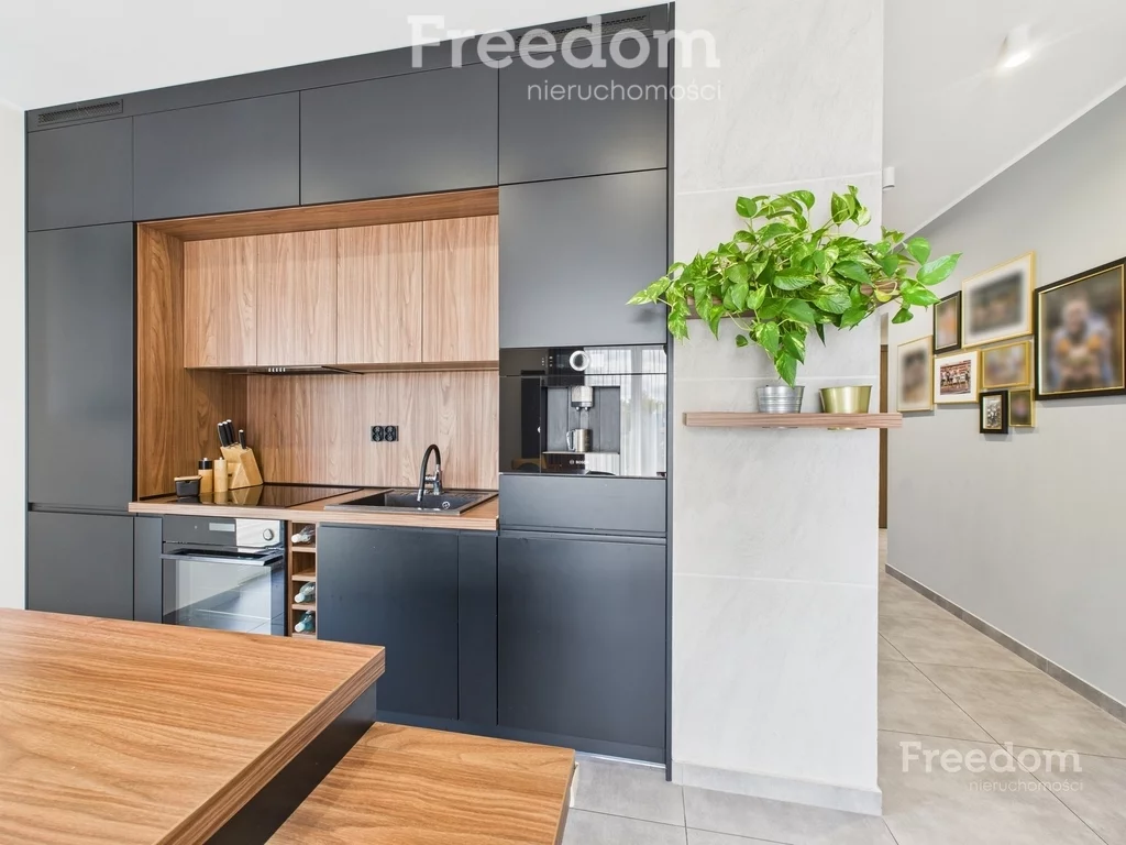 3 pokoje, mieszkanie 66,50 m², piętro 2, oferta nr , 40532/3685/OMS, Piła, Targowa
