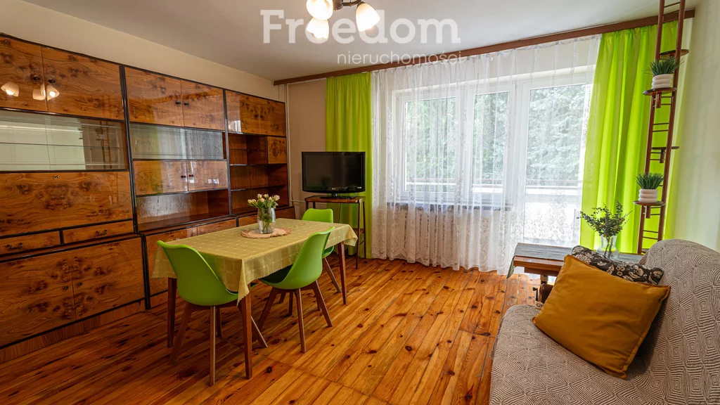 Mieszkanie na sprzedaż, 72,00 m², 3 pokoje, 1 piętro, oferta nr 32806/3685/OMS