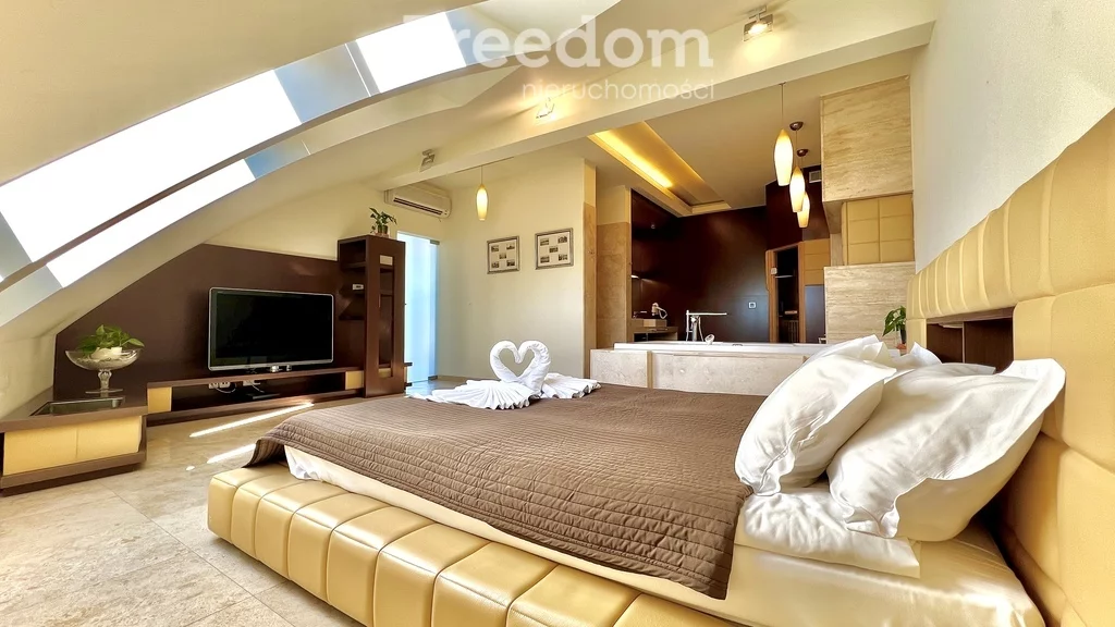 3 pokoje, apartament 98,00 m², piętro 4, oferta nr , 38620/3685/OMS, Świnoujście, Uzdrowiskowa