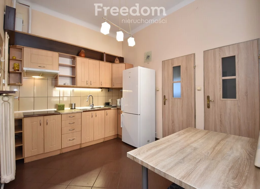 3 pokoje, mieszkanie 79,00 m², piętro 1, oferta nr , 7068/3685/OMW, Ostrowiec Świętokrzyski, Aleja 3 Maja