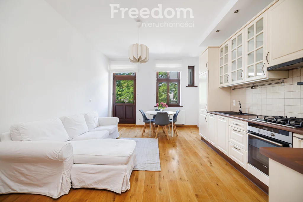 3 pokoje, mieszkanie 64,50 m², piętro 2, oferta nr , 7032/3685/OMW, Sopot, Aleja Niepodległości