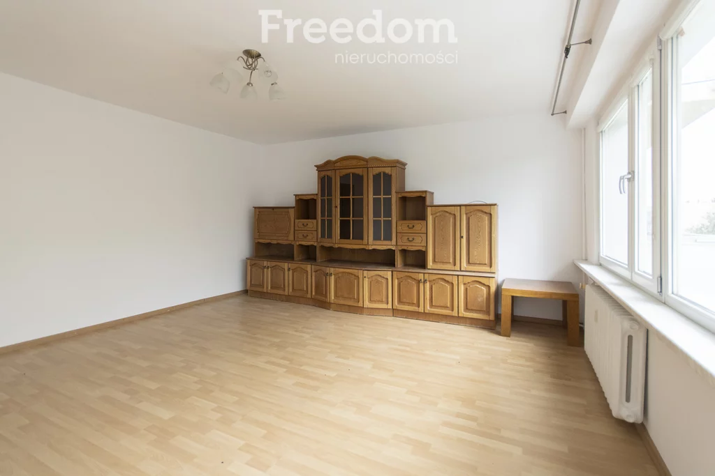 3 pokoje, mieszkanie 60,40 m², piętro 3, oferta nr , 7116/3685/OMW, Głuchołazy, Szymona Koszyka