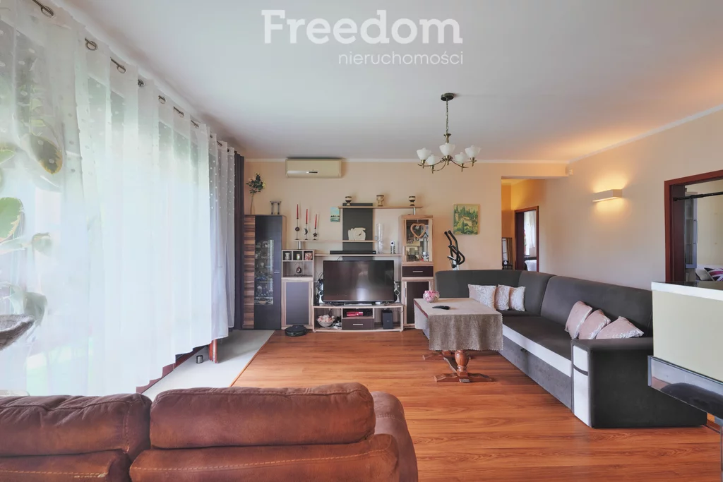 4 pokoje, mieszkanie 106,00 m², parter, oferta nr , 40148/3685/OMS, Jeżów Sudecki, Długa