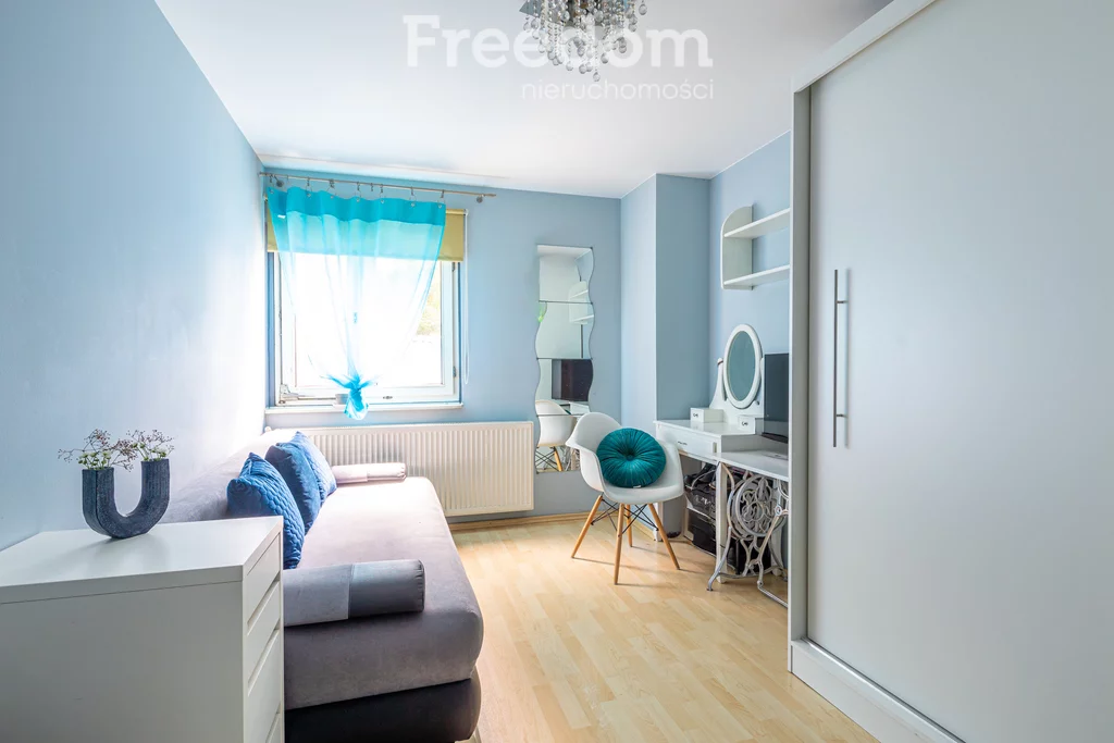 4 pokoje, mieszkanie 237,83 m², piętro 1, oferta nr , 39203/3685/OMS, Rogoźno, Fabryczna