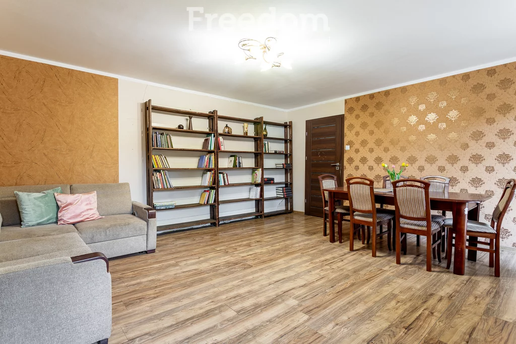 Mieszkanie na sprzedaż, 73,90 m², 4 pokoje, parter, oferta nr 32837/3685/OMS