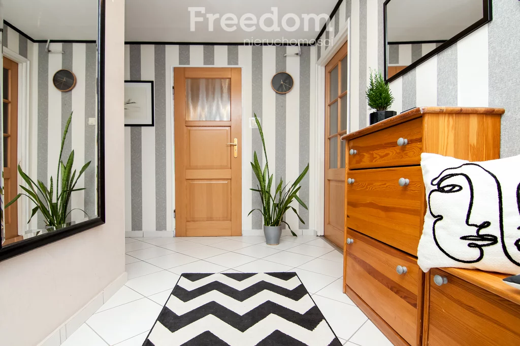 4 pokoje, mieszkanie 85,60 m², piętro 3, oferta nr , 37367/3685/OMS, Chełm, Mikołaja Kopernika
