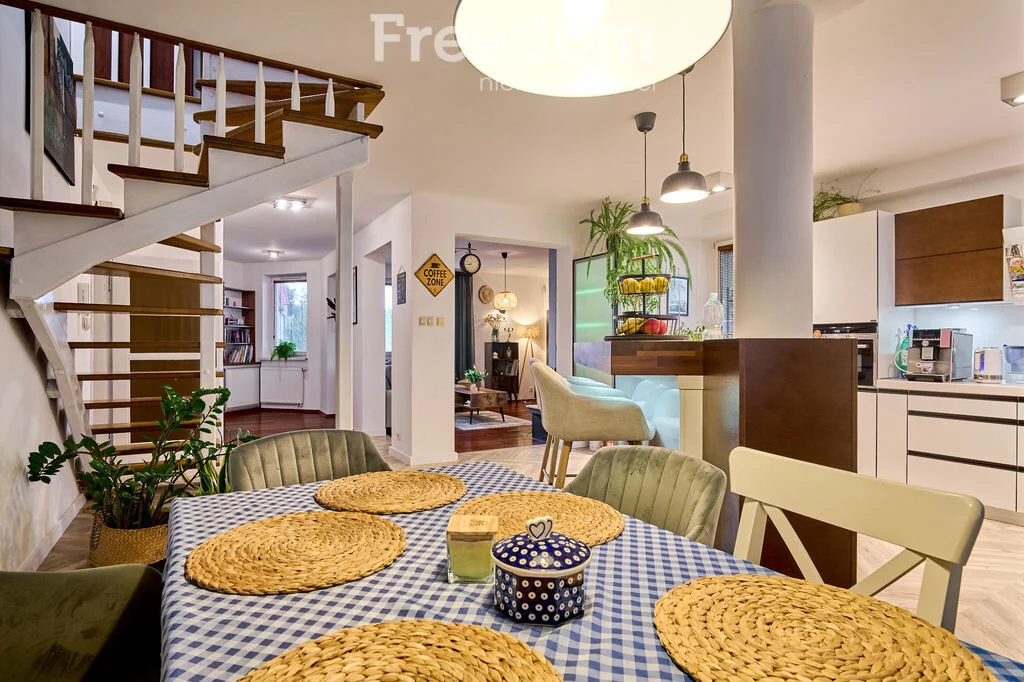 4 pokoje, mieszkanie 109,50 m², piętro 3, oferta nr , 39301/3685/OMS, Piła, Nowa
