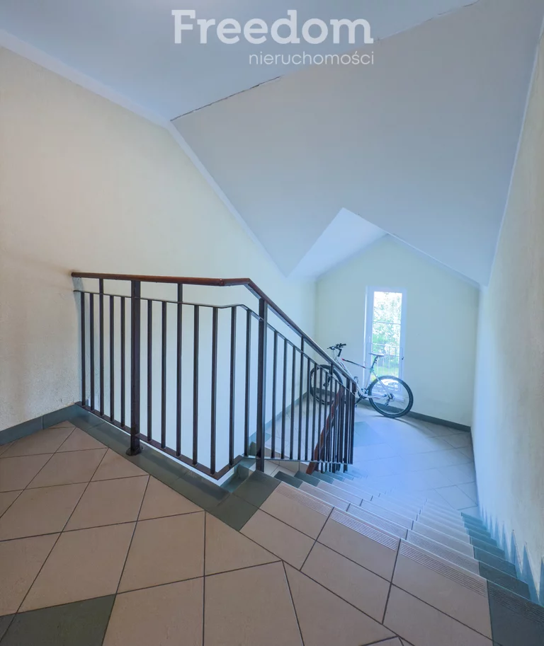 4 pokoje, mieszkanie 76,44 m², piętro 2, oferta nr , 38896/3685/OMS, Ostróda, Piastowska
