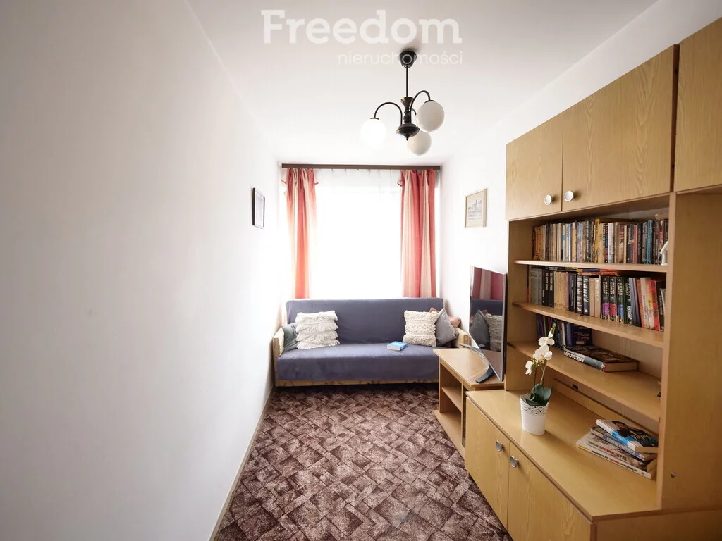 4 pokoje, mieszkanie 58,00 m², piętro 3, oferta nr , 36970/3685/OMS, Radomsko, Piastowska