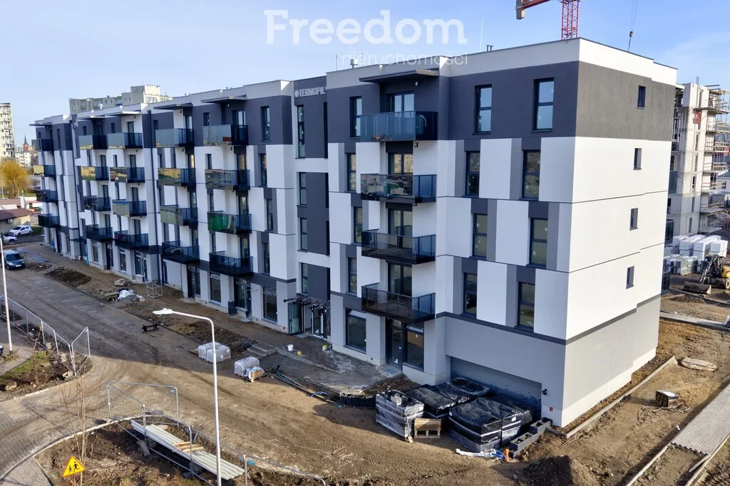 4 pokoje, mieszkanie 95,46 m², piętro 8, oferta nr , 38233/3685/OMS, Piła, Rynkowa