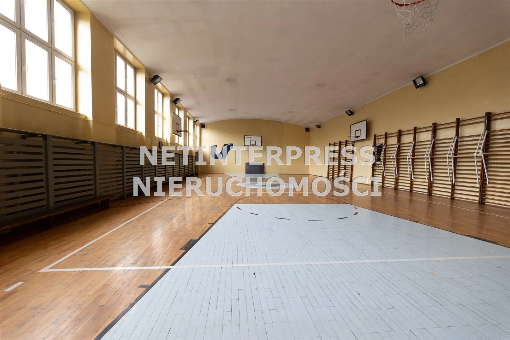 Obiekt 4 537,08 m², oferta nr , NET-BS-1835, Sosnowiec