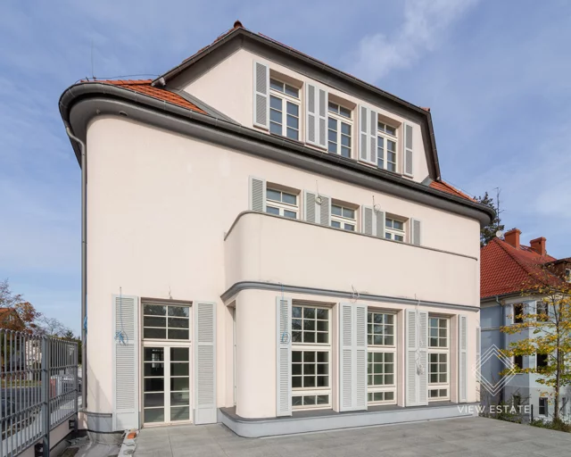 Dom i rezydencja na sprzedaż 537,00 m², oferta nr 10/13537/ODS
