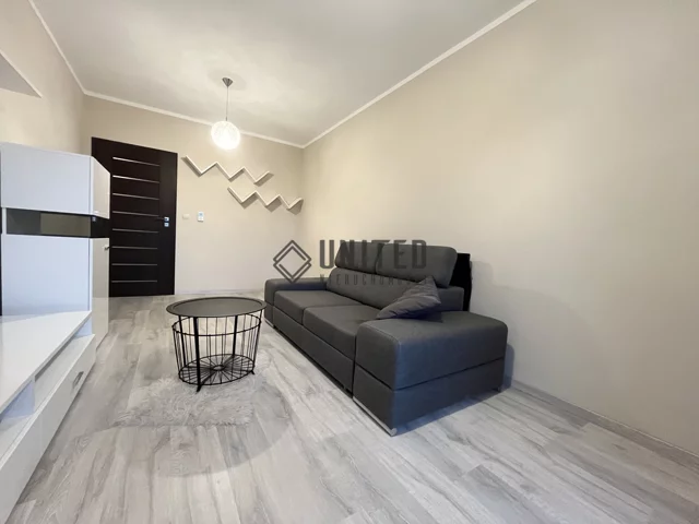 Apartament na sprzedaż, 56,48 m², 2 pokoje, piętro 4, oferta nr 11542/10630/OMS